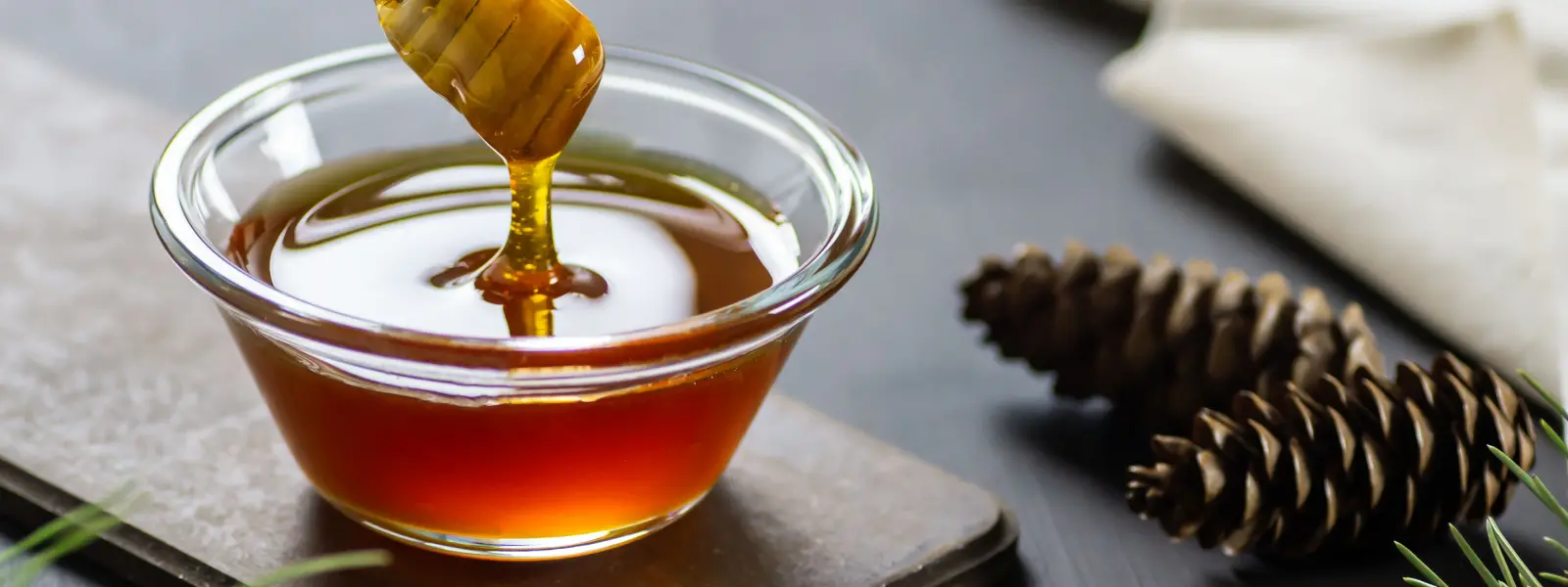 will-honey-help-your-sore-throat-and-cough-knowewell